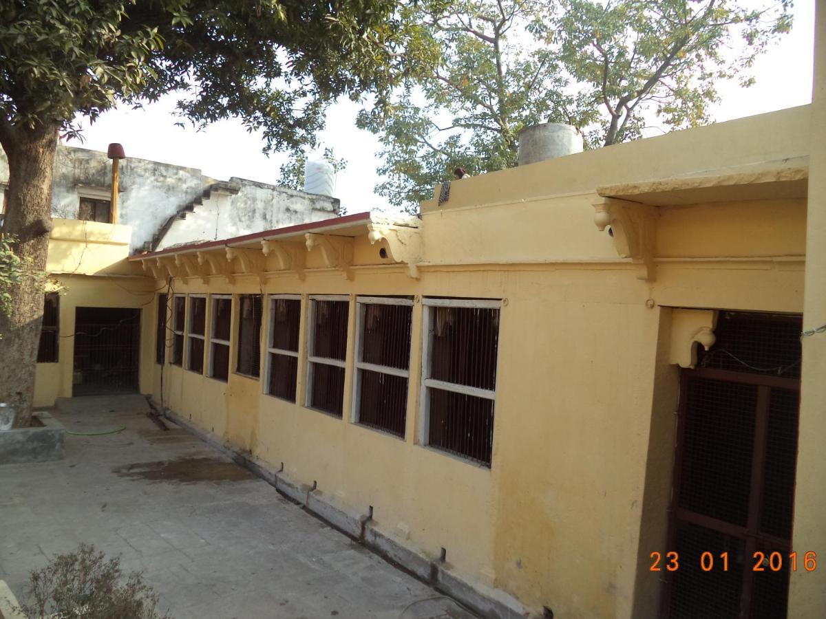 Shri Swami Sheetal Das Aashram Dharmshala Varanasi Exteriör bild