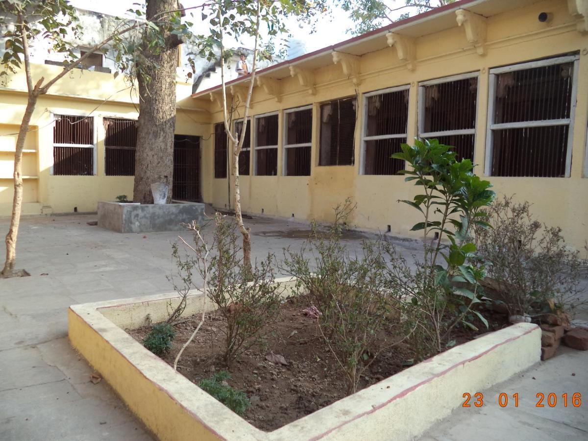 Shri Swami Sheetal Das Aashram Dharmshala Varanasi Exteriör bild