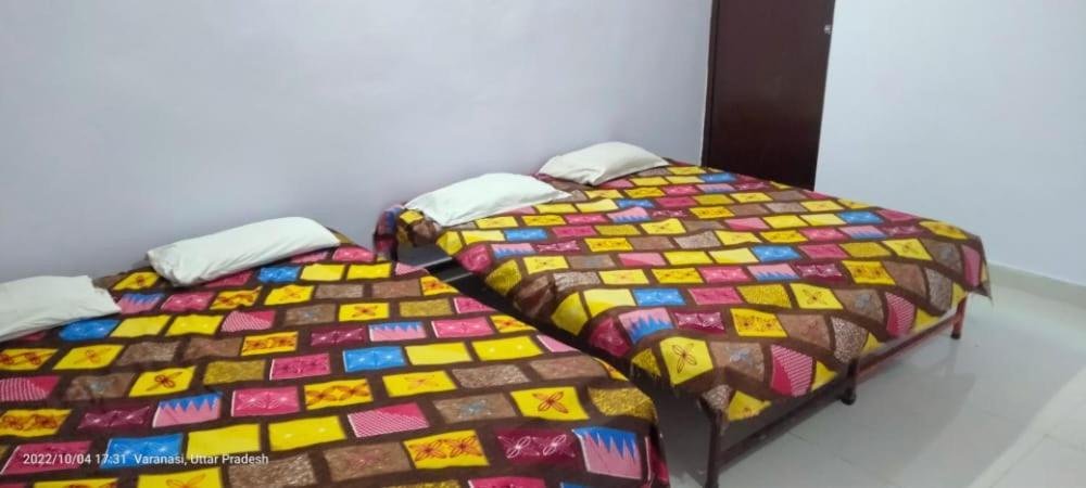 Shri Swami Sheetal Das Aashram Dharmshala Varanasi Exteriör bild