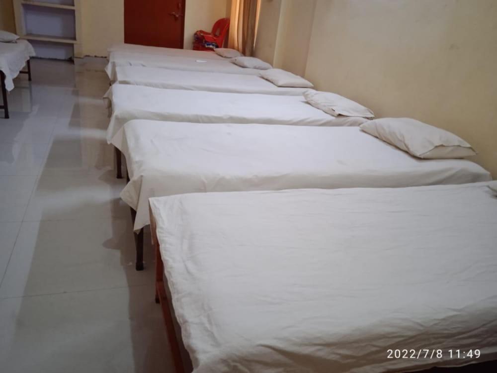 Shri Swami Sheetal Das Aashram Dharmshala Varanasi Exteriör bild